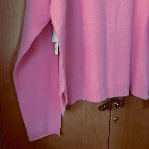 💝 🌸Cute Design Lab Lord & Taylor Moch Neck Cotton Candy Pink Sweater - Picture 13 of 13